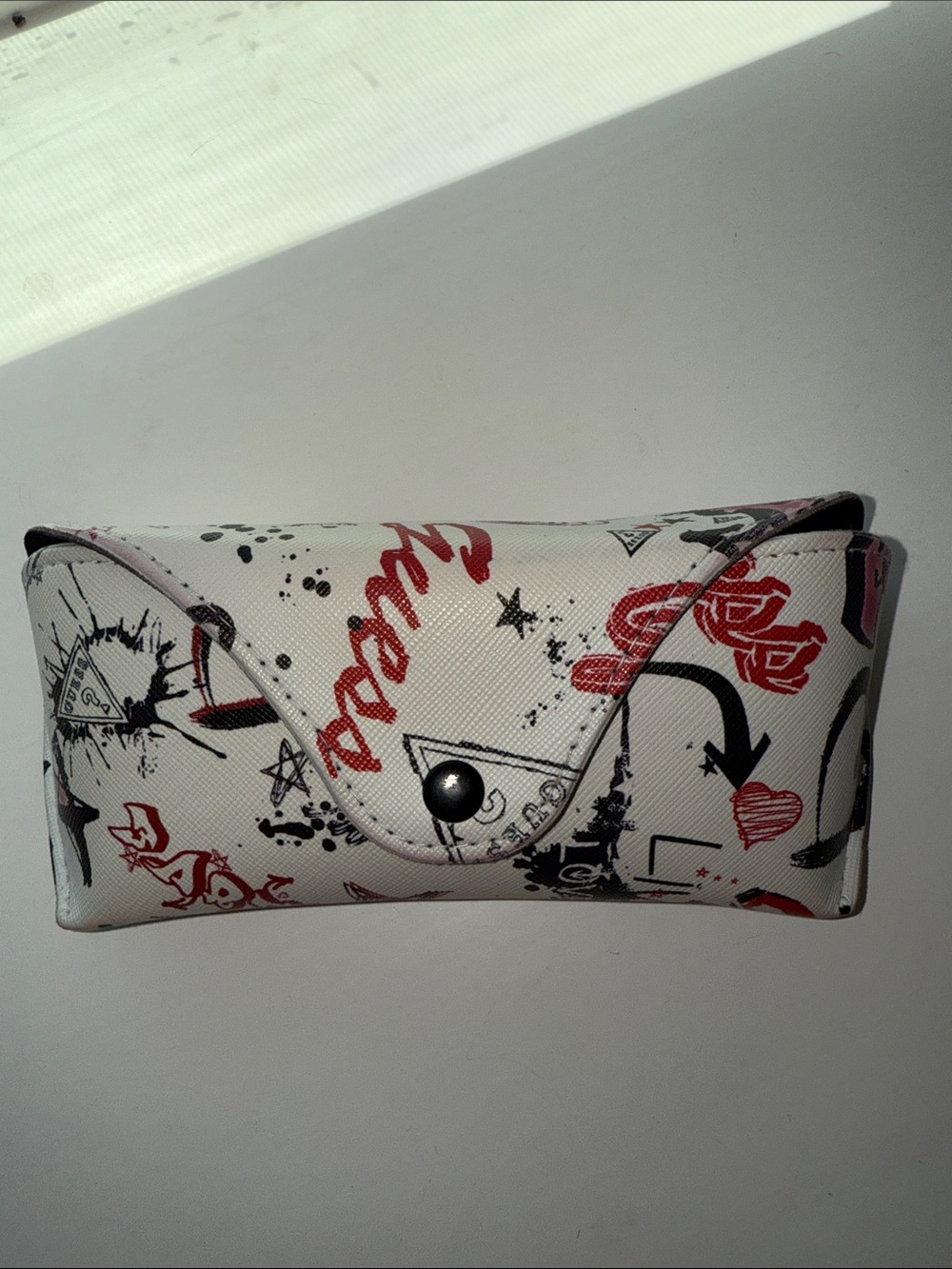 GUESS White Graphic Sunglasses Case with Red & Black Accents